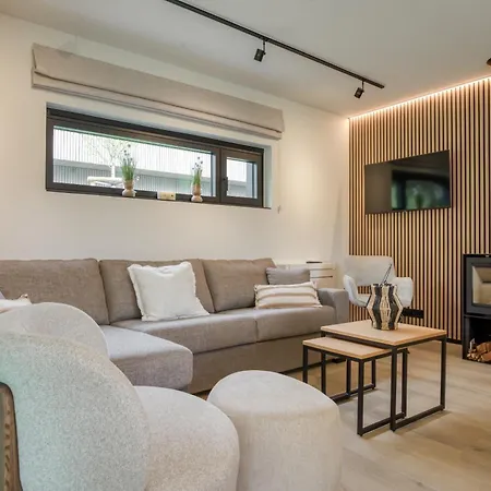 Lodge Nature Village - N°26 - 6 Personnes *